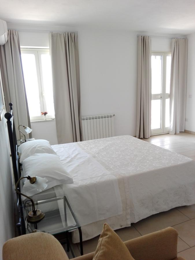 La Nave Sul Mare Di Taormina Bed & Breakfast Letojanni Eksteriør bilde